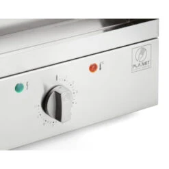 Pack Plancha électrique Chef 55 Lisse + Chariot Fermé + Housse + Capot - PLANET -Napol Barbecues Magasin pack plancha elec chef 55 lisse char ferme houscapot 3